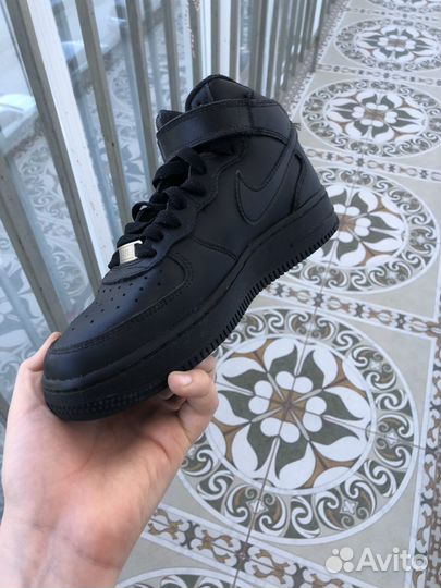 Nike air force 1 black high