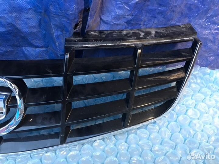 Решетка радиатора Cadillac Dts KH5 northstar 4.6L