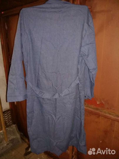 1 Костюм рабочий светоотражающий, 1 халат, 1пиджак