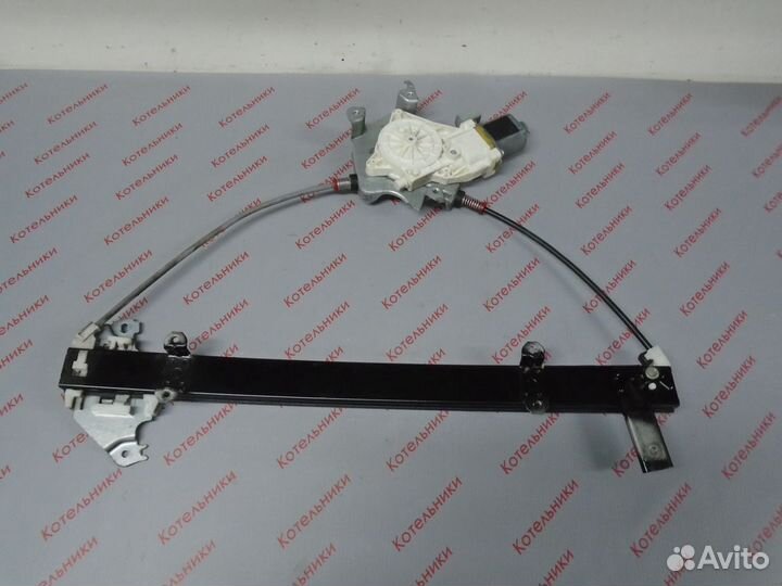 Nissan 80700-BC40B Стеклоподьемник передний правый