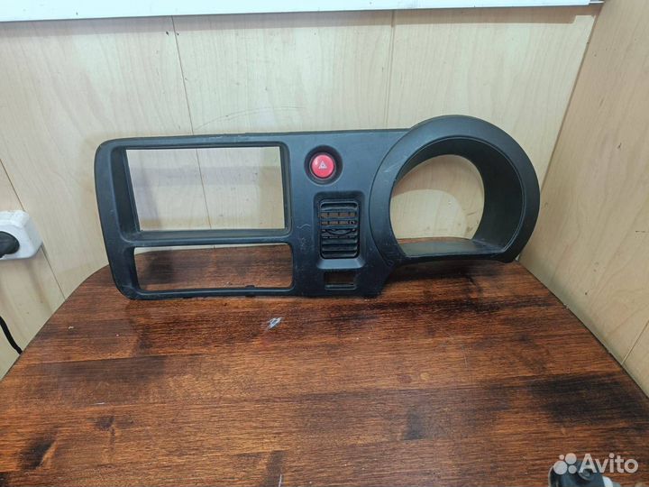 Накладка консоли Daihatsu Hijet S330V 55411B5010