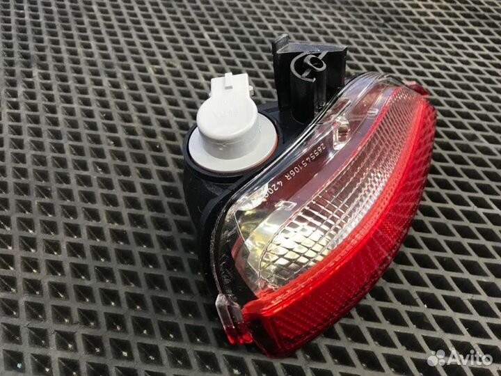 Фонарь противотуманный задний правый Renault