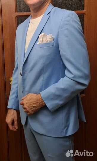 Мужской костюм