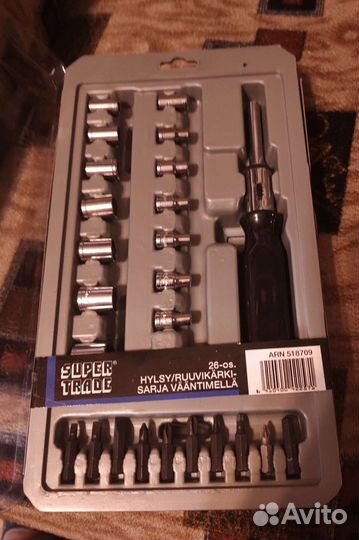 Ножовка и набор финских инструментов