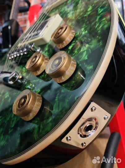 Электрогитара Les Paul + Чехол