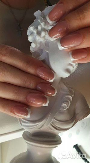 Наращивание ногтей