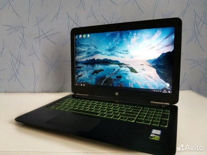 HP 15 i5-8300H GTX 1060 в идеале, полный комплект