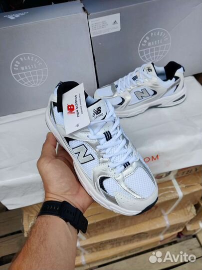 Кроссовки NB 530