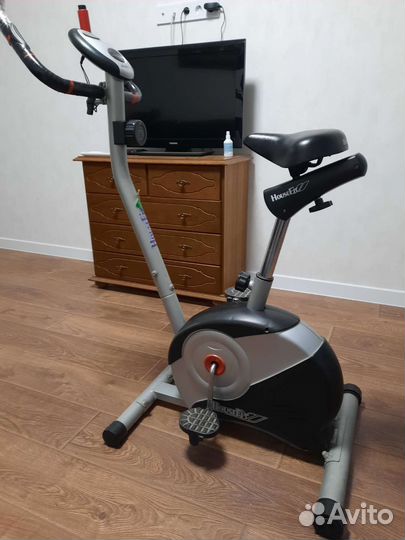 Велотренажер Housefit