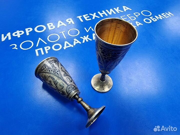 Серебряные бокалы 