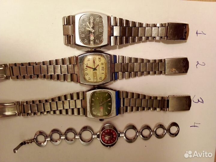 Наручные советские часы 