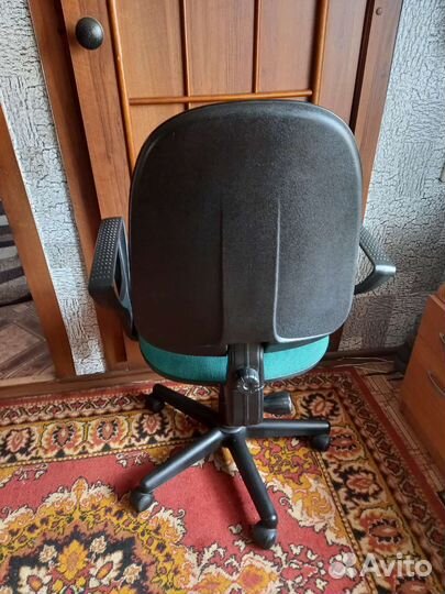 Компьютерное кресло с доставкой