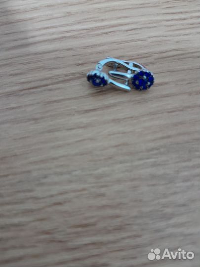 Серьги с фианитами