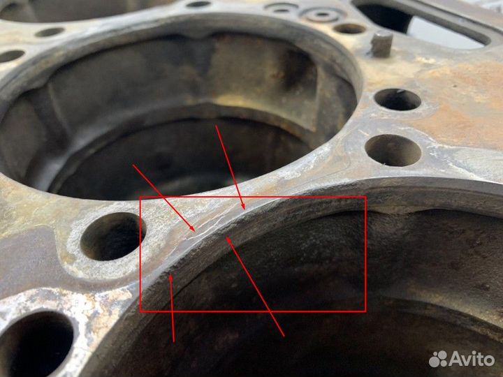 Блок цилиндров двигателя