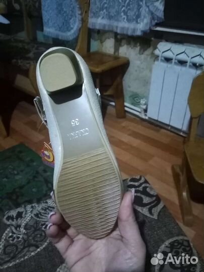Туфли на девочку