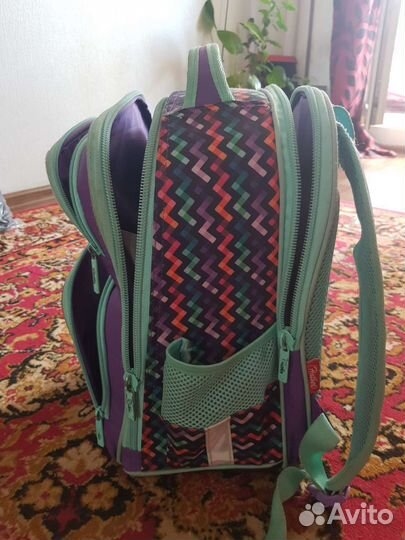 Рюкзак школьный