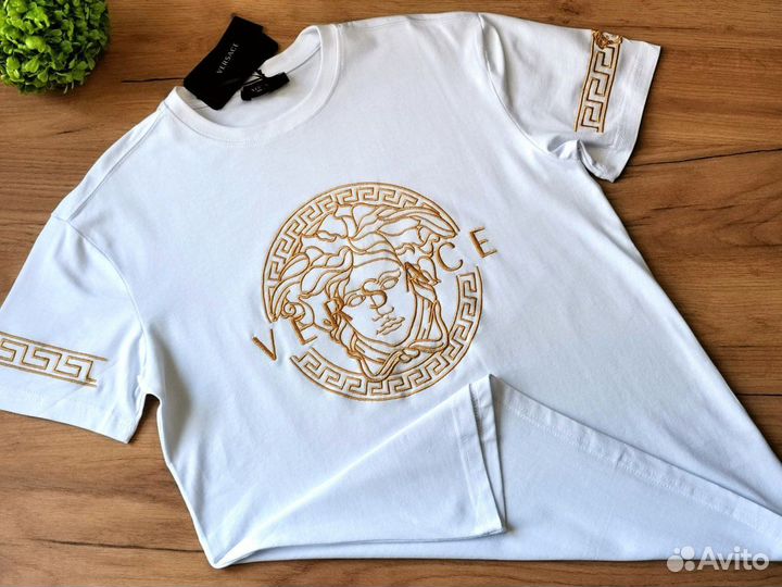 Футболка versace