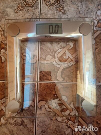 Весы напольные электронные бытовые Beurer до 150кг