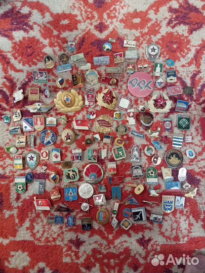 Коллекция значков