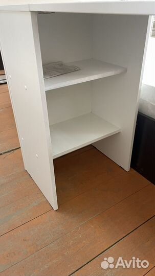 Стол для маникюра складной