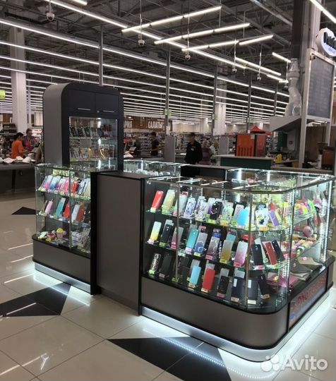 Торговый остров для мобильных аксессуаров