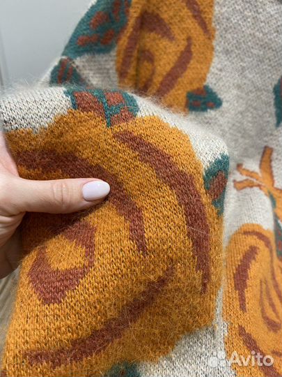 Шикарный свитер кофта