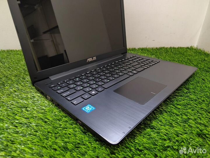 Asus X553M(4 Ядра/8 RAM/SSD)