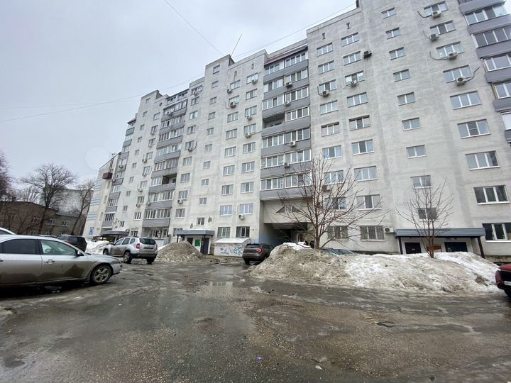 Помещение с двумя входам в октябрьском районе