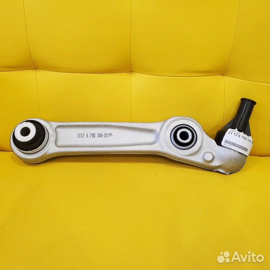 Рычаг на BMW 5 серии F07 новый передний правый