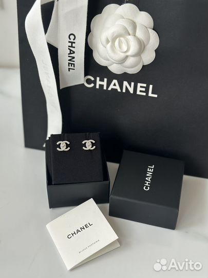 Серьги Chanel новые комплект бутика оригинал