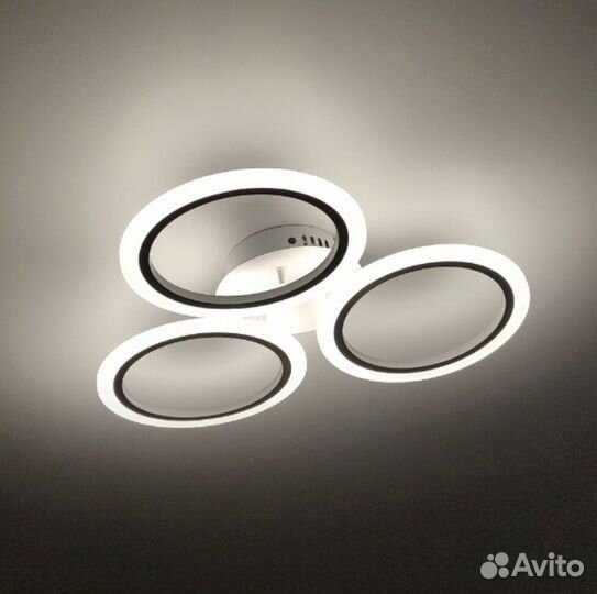 Светодиодная люстра 42w с пультом белая новая