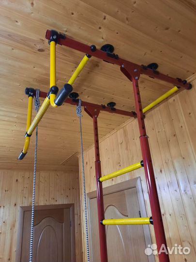 Детская шведская стенка