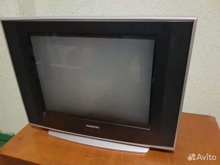 Отличный телевизор samsung