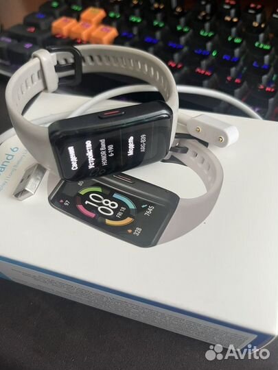 Смарт часы honor band 6