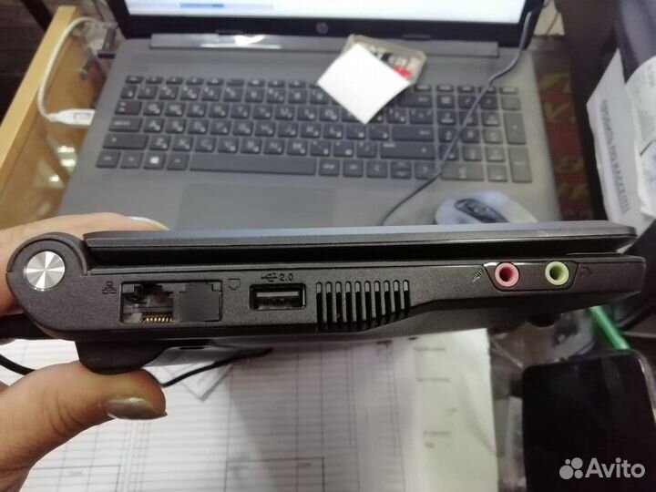 Нетбук Asus 700