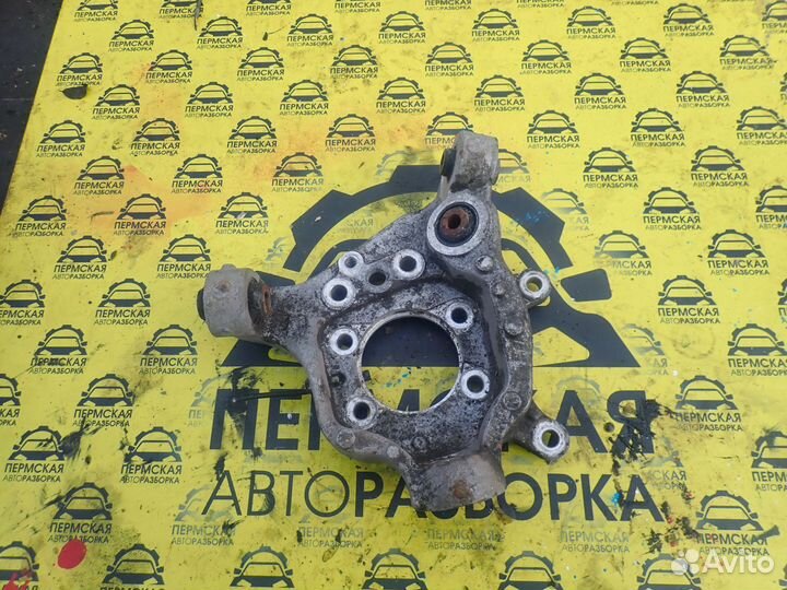 Кулак поворотный задний правый Nissan Murano Z51