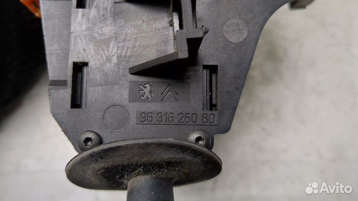 Переключатель поворотов и дворников Peugeot 406, 2