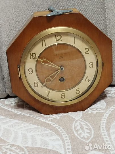 Настольные - настенные часы 