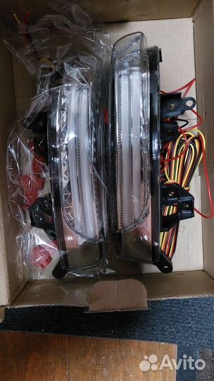 Повторитель поворота в зеркало toyota