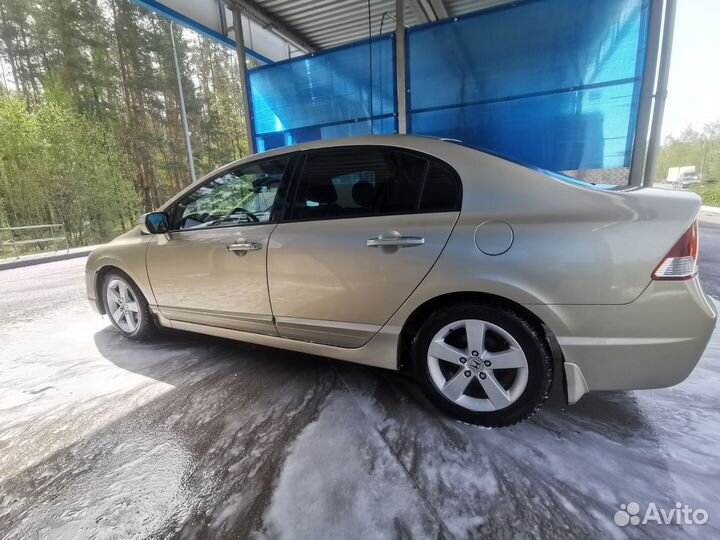 Honda Civic 1.8 AT, 2008, 162 162 км