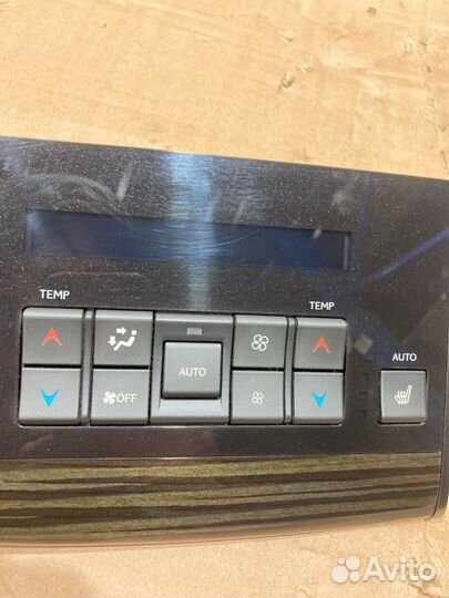 Блок управления климатической установкой Lexus