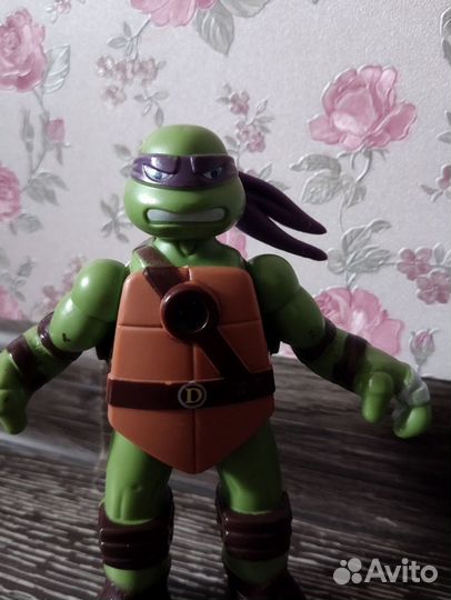 Фигурки черепашек-ниндзя