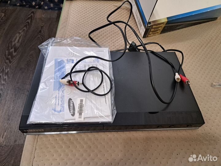 Продаю dvd плеер