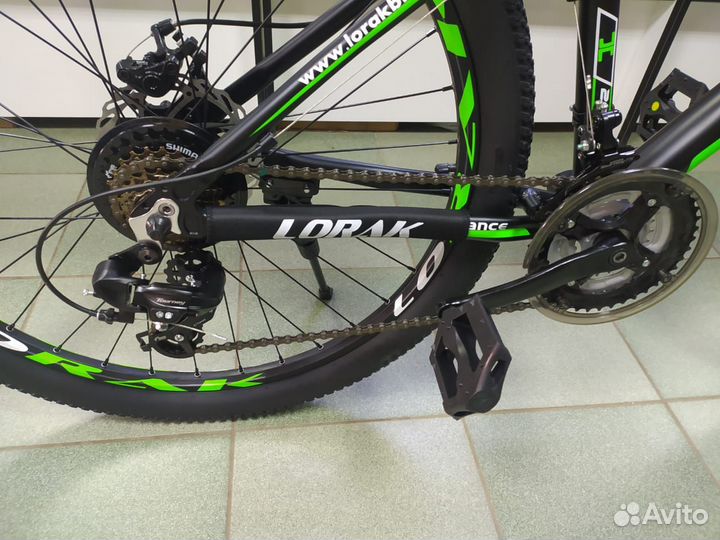 Lorak MAX 200 (Чёрный/зеленый матовый, рама 15)