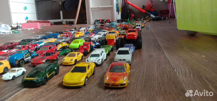Машины hot wheels и тд
