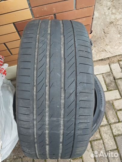 Continental ContiSportContact 5P 265/40 R21 и 295/35 R21 103Y