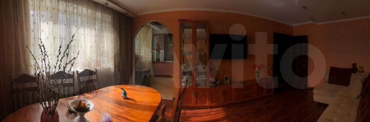 3-к. квартира, 70 м², 2/5 эт.