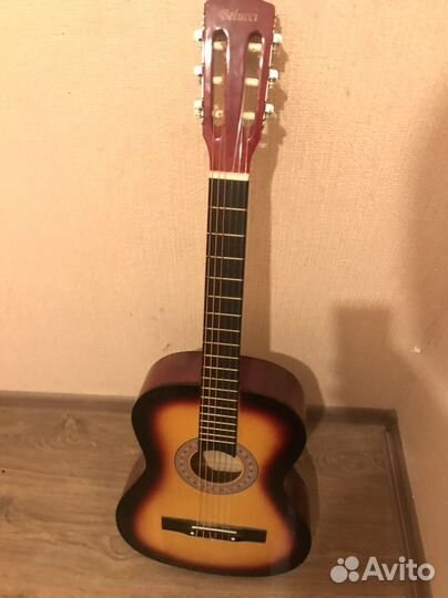 Детская гитара