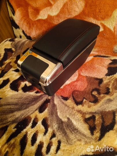 Подлокотник для Киа Рио 4 поколения