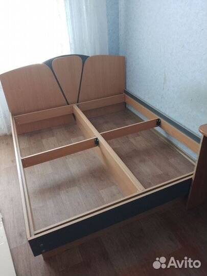 Продаю кровать